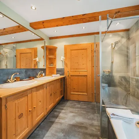 Ninni * 基茨比厄尔